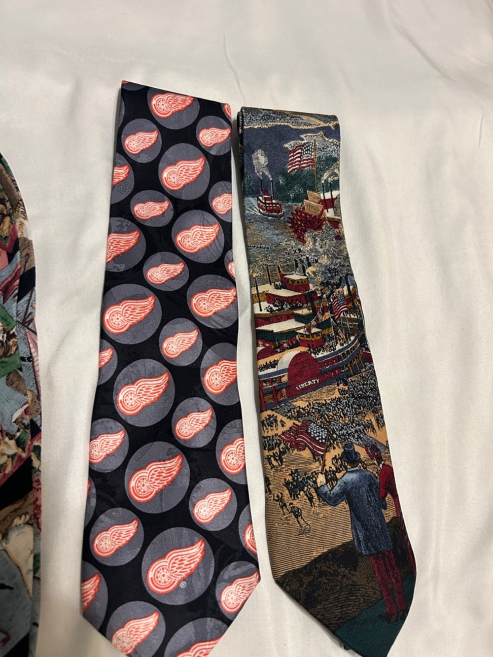 🧢$16 Sale⚾️ Novelty tie lot NHL max raab chiropractor wizard of oz - Picture 8 of 9